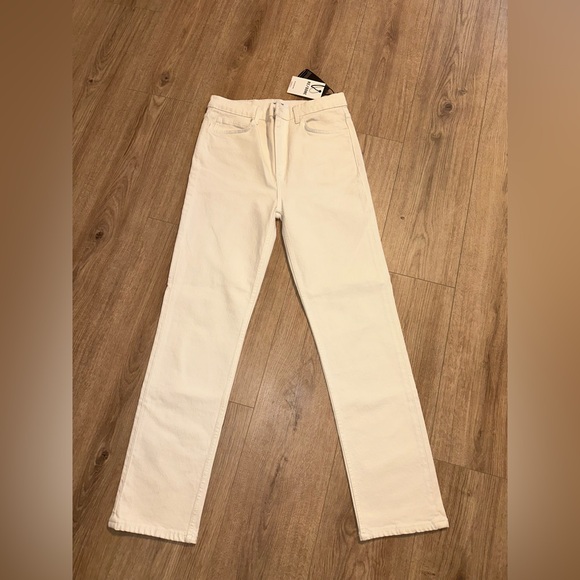 Re/Done Denim - NWT Re/Done Cream Straight Leg Women's Jeans size 28